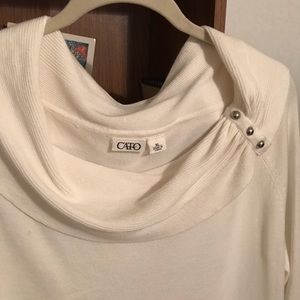 Off white lightweight sweater pullover!  Dressy!